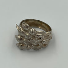 Load image into Gallery viewer, Adjustable Silver Claw Ring