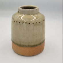 Load image into Gallery viewer, Winchcombe Pottery small vase
