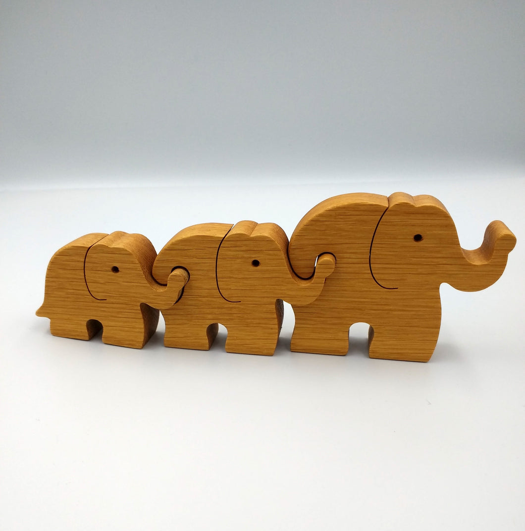 Sarah Pinnell wooden Elephant Chain